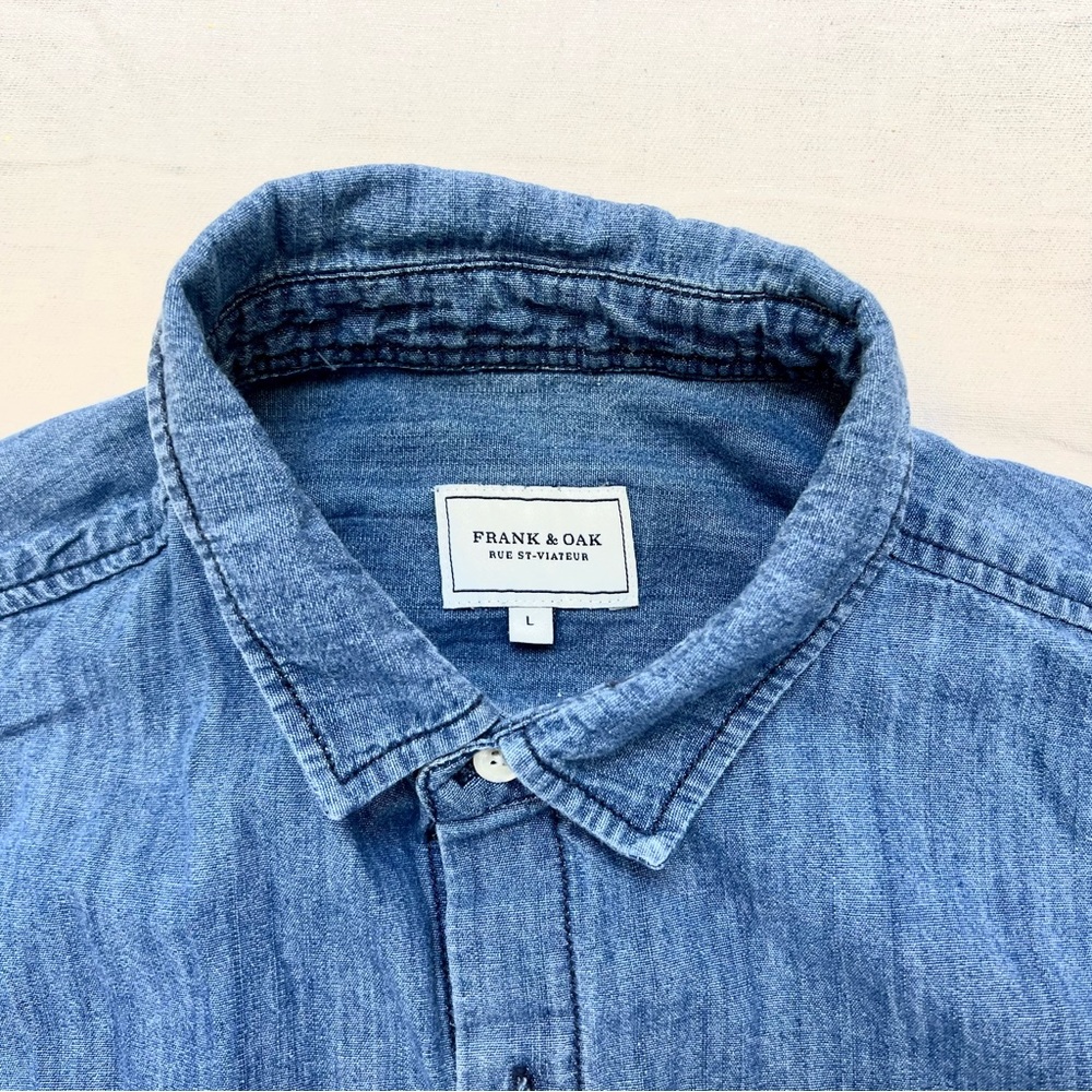 👕Frank & Oak👕 Chambray Denim Button Down Shirt - Size L